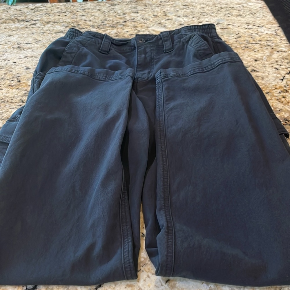 WOMENS American Eagle Black Cargo Stretch Pants in size 2 regular - Picture 11 of 11